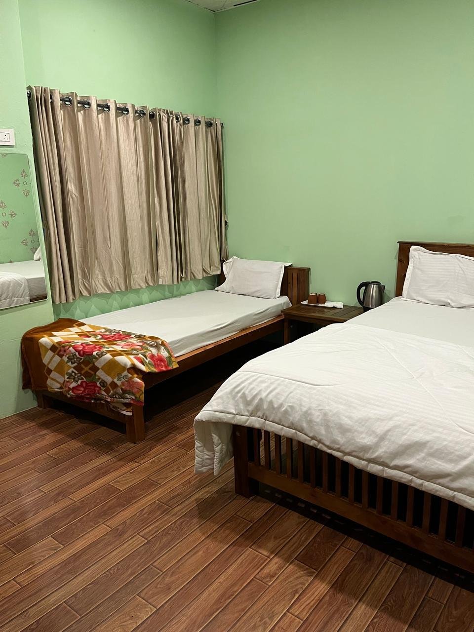 Resorts Near Anaikatti