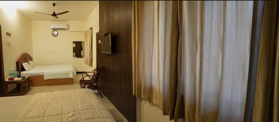 Resorts Near Anaikatti